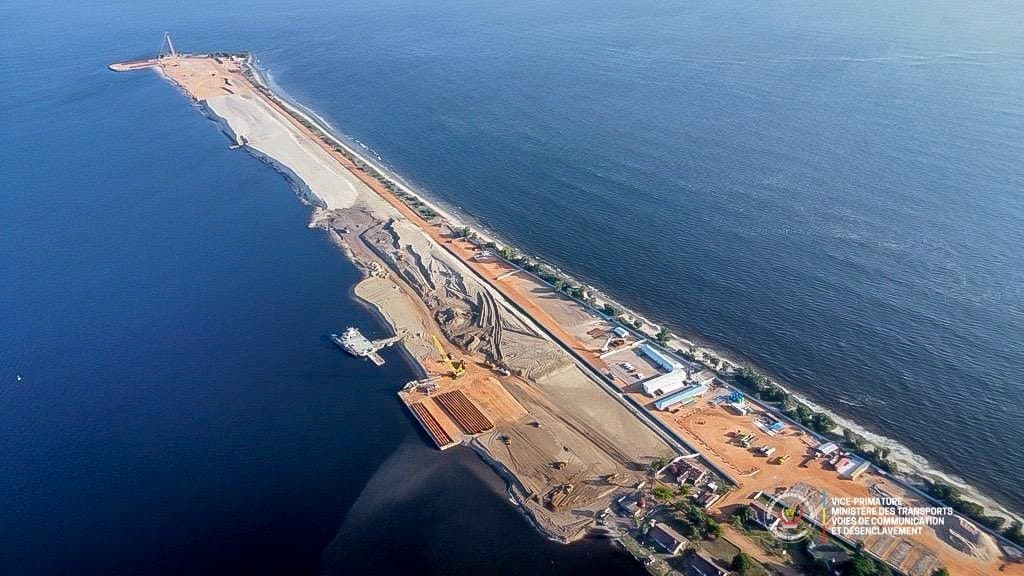 Port de Banana : Jean-Pierre Bemba évalue l’avancement des travaux avec DP World à Dubaï