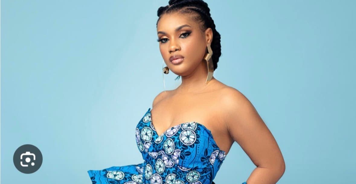 Affaire Rebo Tchulo : la chanteuse condamnée à 12 mois avec sursis
