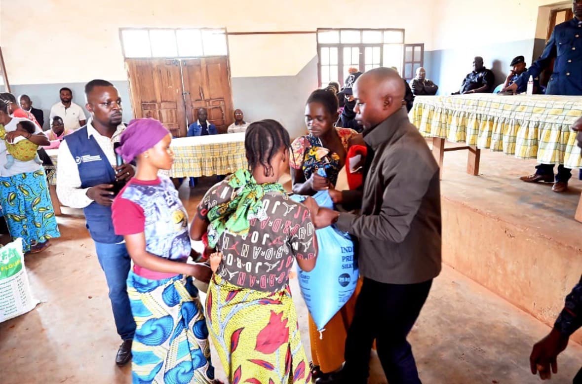 HAUT-UÉLÉ : LE GOUVERNEMENT PROVINCIAL ASSISTE LES DÉPLACÉS INTERNES À WAMBA