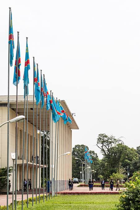RDC–BELGIQUE : LA PRÉSIDENCE INTERDIT À SES COLLABORATEURS TOUT CONTACT DIRECT AVEC L’AMBASSADE BELGE