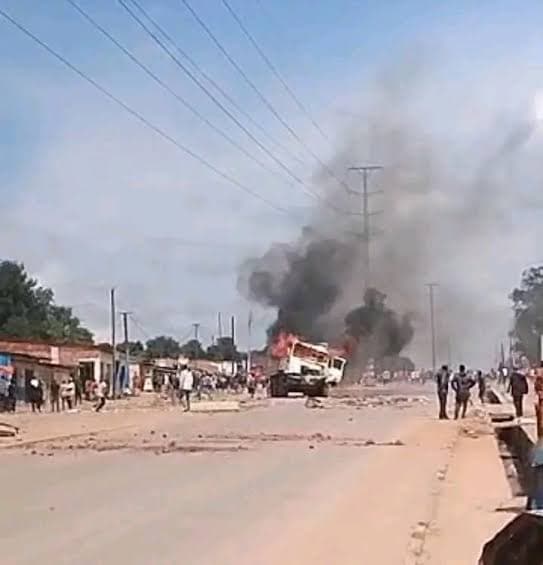 Kolwezi : les manifestations des creuseurs artisanaux se poursuivent, la tension monte au deuxième jour